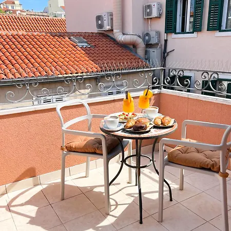 Morei Historical Apartamento *