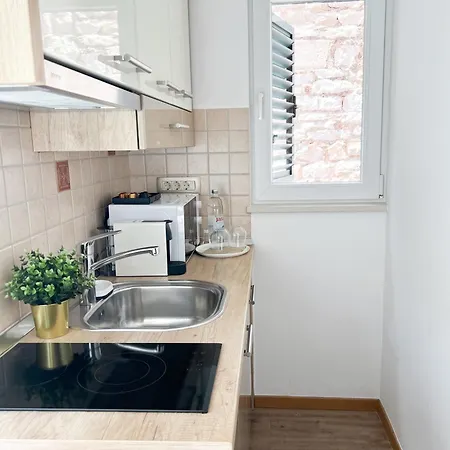 Morei Historical アパート *